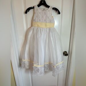 DEMETRIOS Flower Girl White and Yellow Sleeveless A-line Dress -  Wedding Sz 5